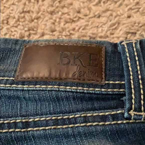 Jeans - Picture 3 of 6